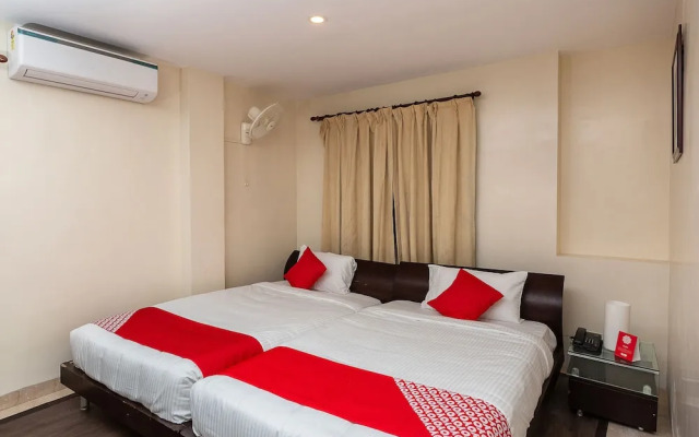 Collection O 79149 Grace Residency RK Salai