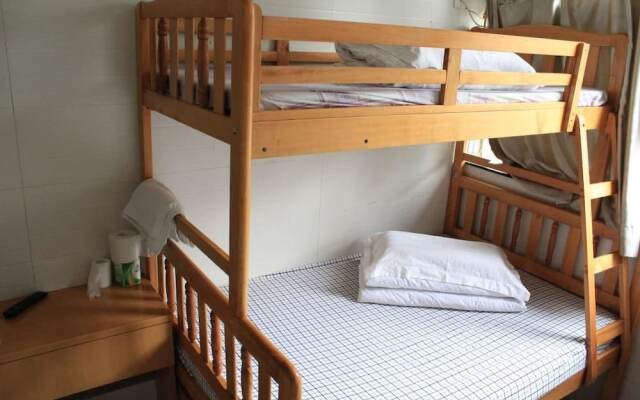 Ho Mong Kok Hostel