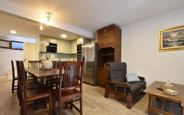 Apartment Mandika
