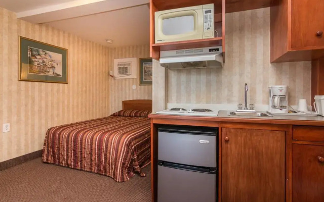 Canadas Best Value Inn Calgary Chinook Station