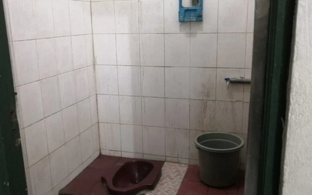 Hotel Metro by OYO Rooms