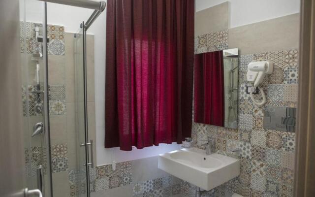 Barone Apartments
