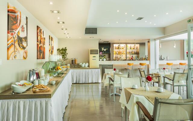 Anna Hotel