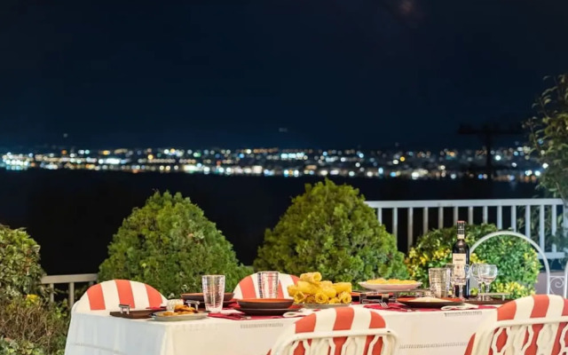 Verga Sunset Gem - Ilia Seaview Private Retreat