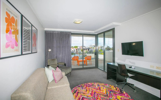 East Perth Suites Hotel