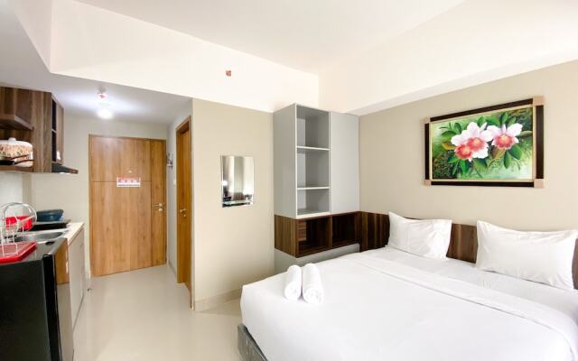 Cozy Stay Studio Apartment at LRT City Jatibening