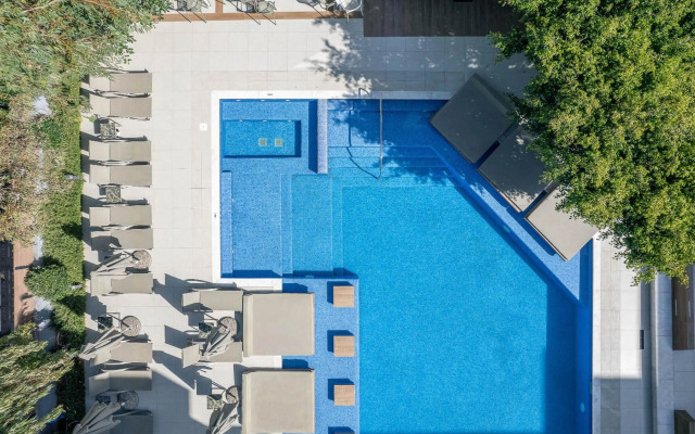 Atrium Ambiance Hotel