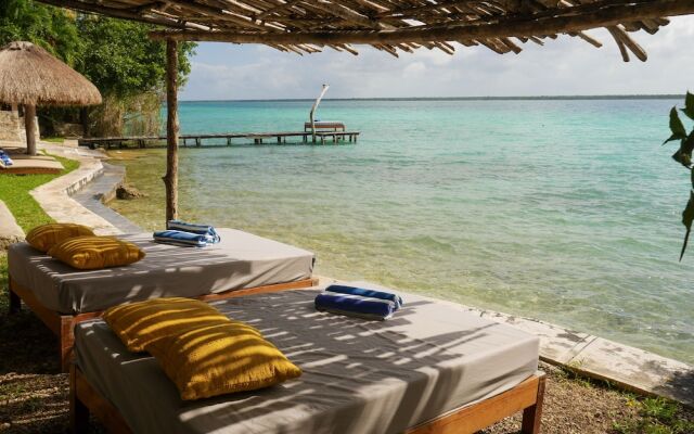 Villa Santuario Lake Front Oasis