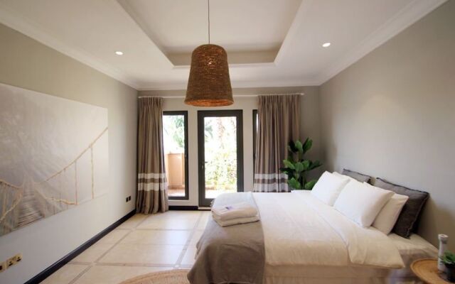 Kennedy Towers - Canal Cove N