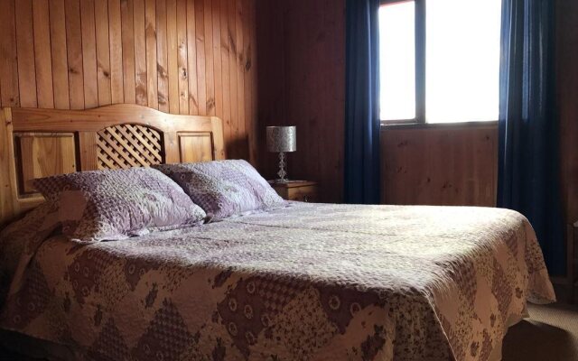 Hostal Arrayanes del Lago