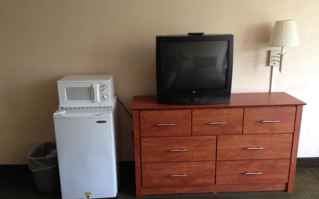 EZ Travel Inn