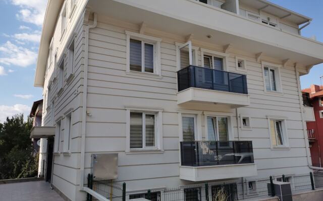 Yildiz Apart