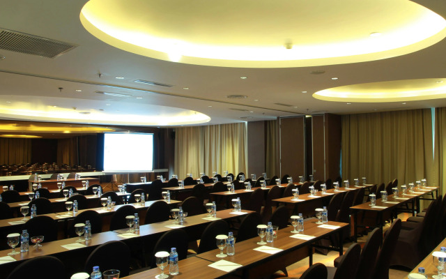 Soll Marina Hotel Serpong
