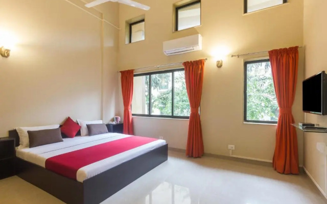 Center 1 Suites