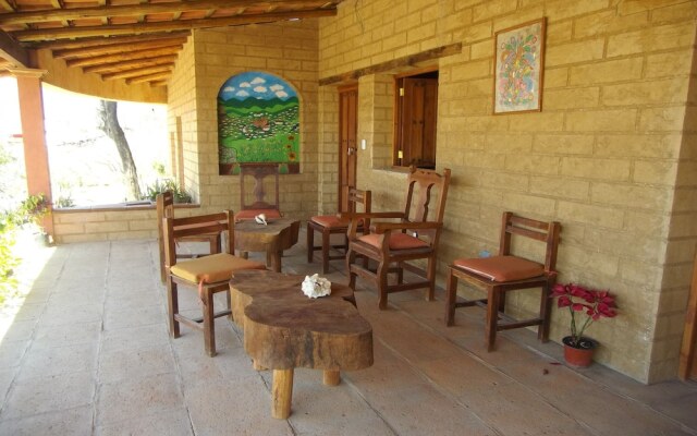 OYO Hostal Campestre Los Adobes
