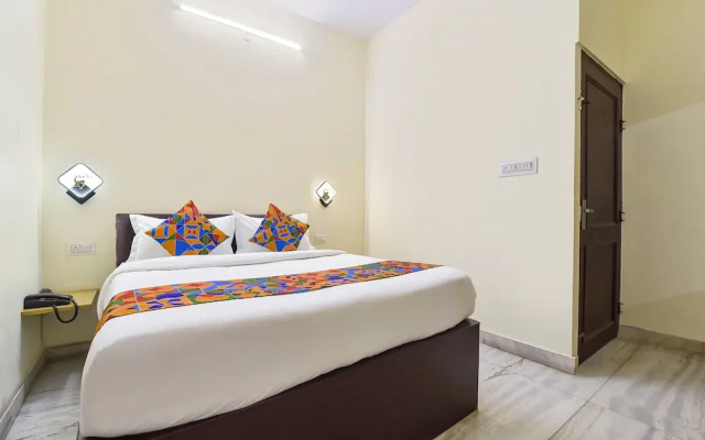 Fabhotel Silver Stay 04