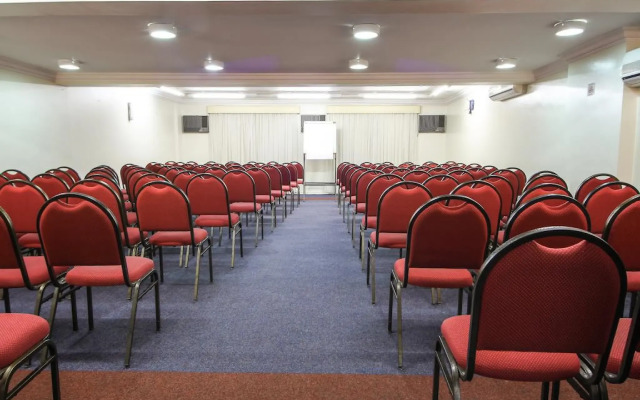 Trevi Hotel & Business