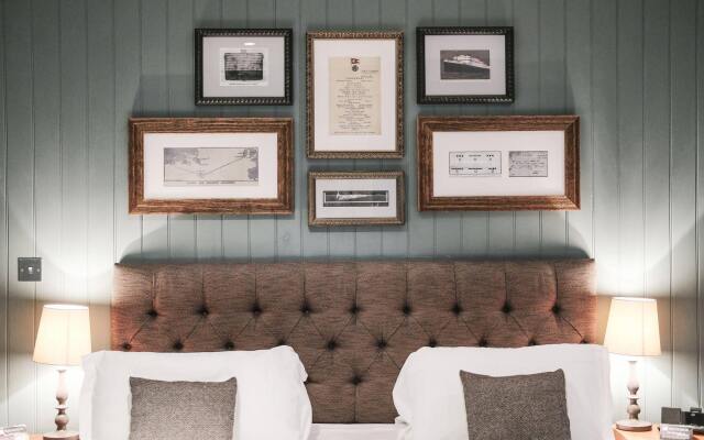 The White Star Tavern