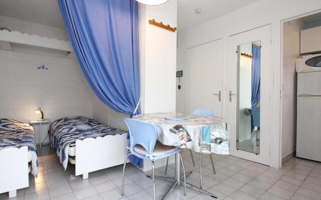 Appartement Balaruc-les-Bains, 1 pièce, 2 personnes - FR-1-553-58