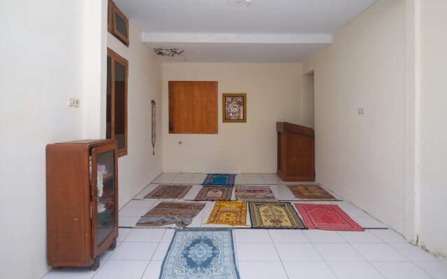RedDoorz Syariah near Alun Alun Wonosari