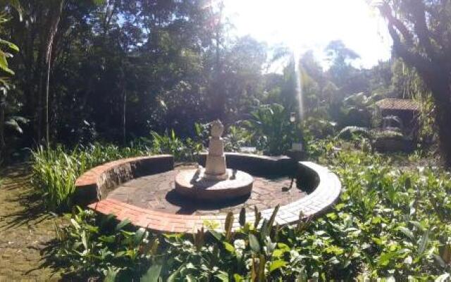 Eco-Pousada Cachoeira Azul
