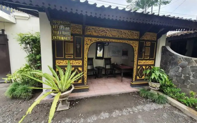 Cakra Homestay Solo RedPartner