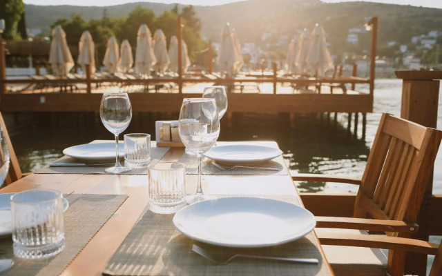 Lavinya Otel