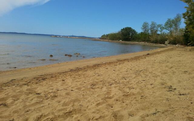 Teo - 8m from the sea & parking - A2 bijeli(4)