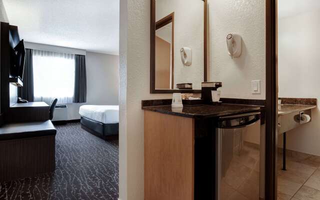 Days Inn & Conference Centre by Wyndham Prince Albert