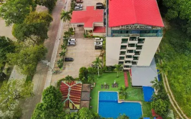 Sunday Hevea Hotel and Resort