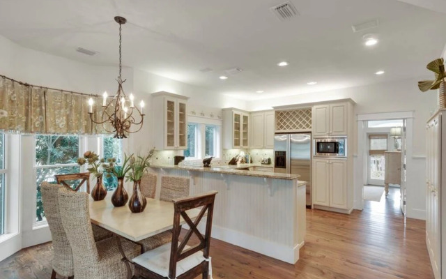 Island Blue at Destin Pointe