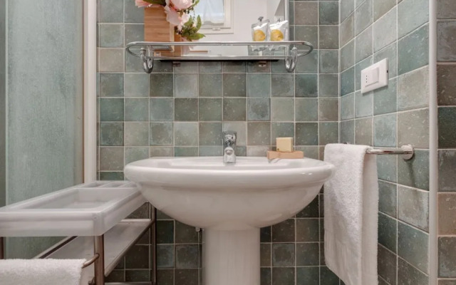 Via Santo Stefano Secret Garden Apartment