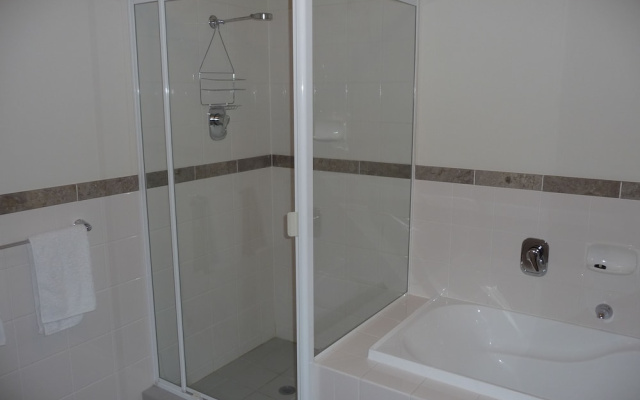 City Escape 3BD in Adelaides East End 6