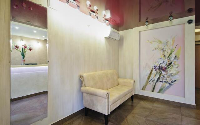 Iris Aparthotel