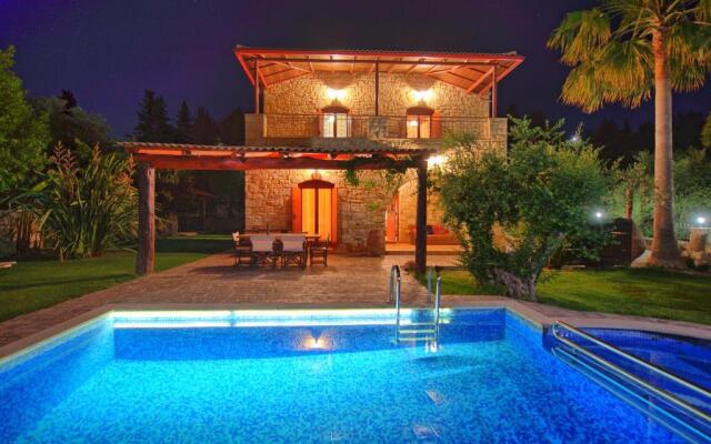 Villa Vrisses by MediterraneanVillas