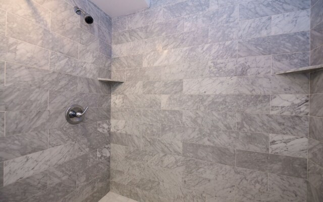 Lauloa 110 2 Bedroom Condo