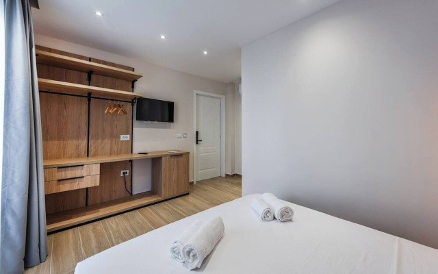 Sea La Vie Suites