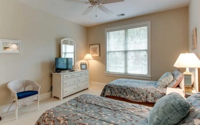 Sandhill Crane 03 by RedAwning