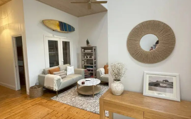 Central Lorne Retreat Quality Home Near Beach Town