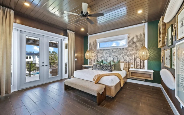 The Hideout in Sarasota