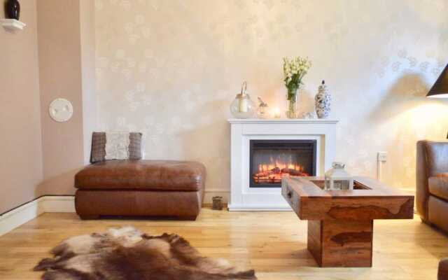 3 Bedroom House With Parking