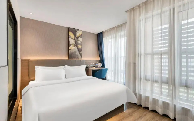 7 Days Inn (Chongqing University Town Xijie Pedestrian Street)