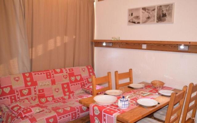 Appartement Les Menuires, 1 pièce, 4 personnes - FR-1-452-142