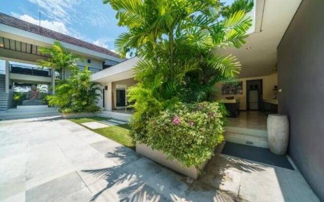 Villa Body