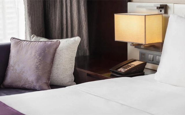 Hilton Garden Inn Hong Kong Mongkok - Image 3