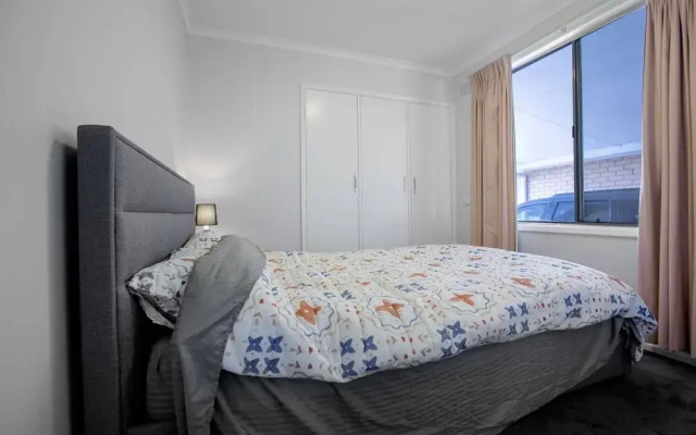 Sweethome2br@highton+parking