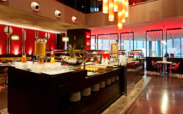 Hotel Barcelona Condal Mar Affiliated by Meliá