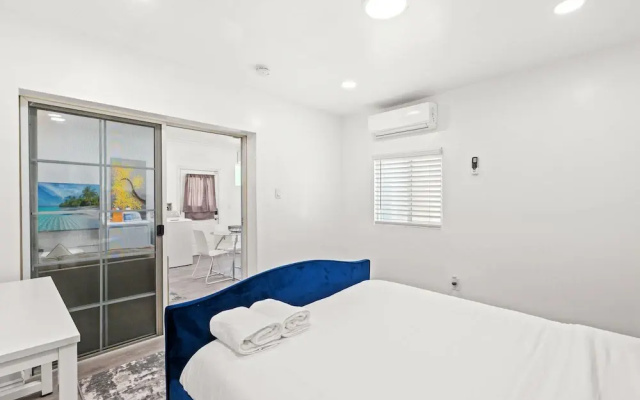 Spacious Bright Home Fully Equipped