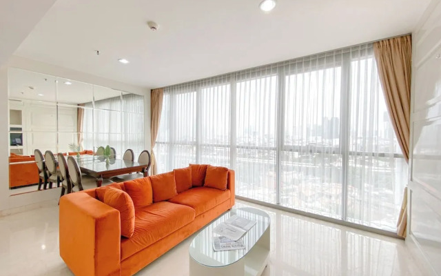 Nice and Comfy 2BR Apartment at Ciputra World 2