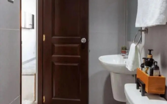 Buenbyahe Rooms  F Residences near Edsa